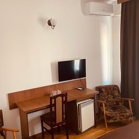 Hotel Moldova Bîrlad 外观 照片