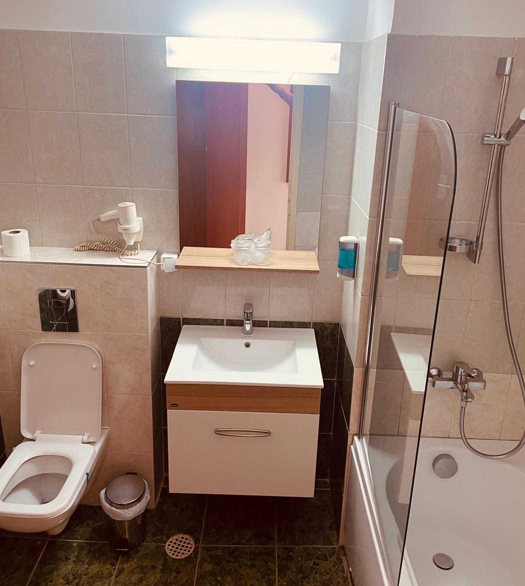 Hotel Moldova Bîrlad 外观 照片