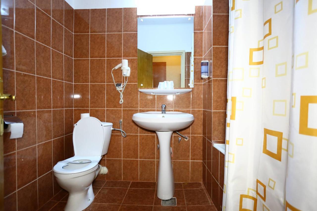 Hotel Moldova Bîrlad 外观 照片