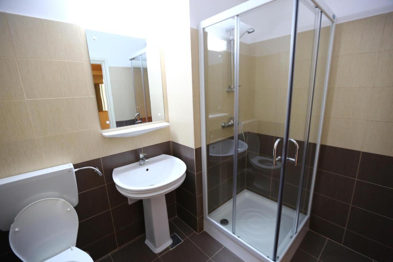 Hotel Moldova Bîrlad 外观 照片